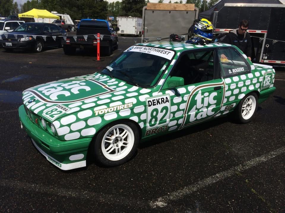 The Tic Tac E30 in the paddock